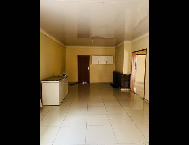 4 BEDROOM PROPERTY TO RENT IN KEW